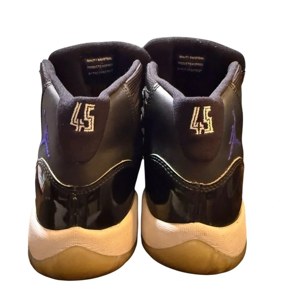 Air Jordan Retro 11 “Space Jam” 2016– GS 6.5Y